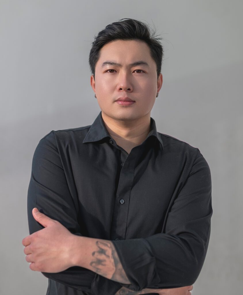 Tenor Wei Liu